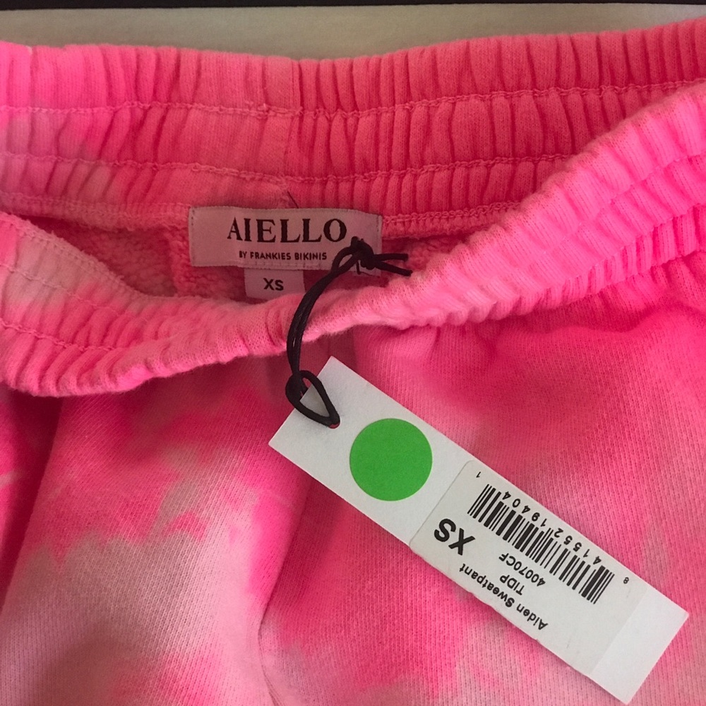 Frankie’s Bikinis Sweat pants